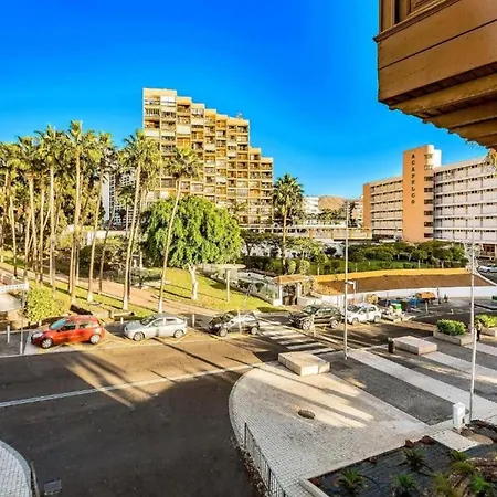 Two Bedroom With Wifi, Close To The Beach, In Playa De Americas Apartment *