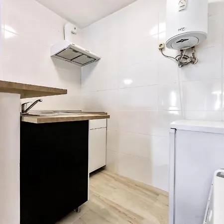 Two Bedroom With Wifi, Close To The Beach, In Playa De Americas * Playa de las Américas